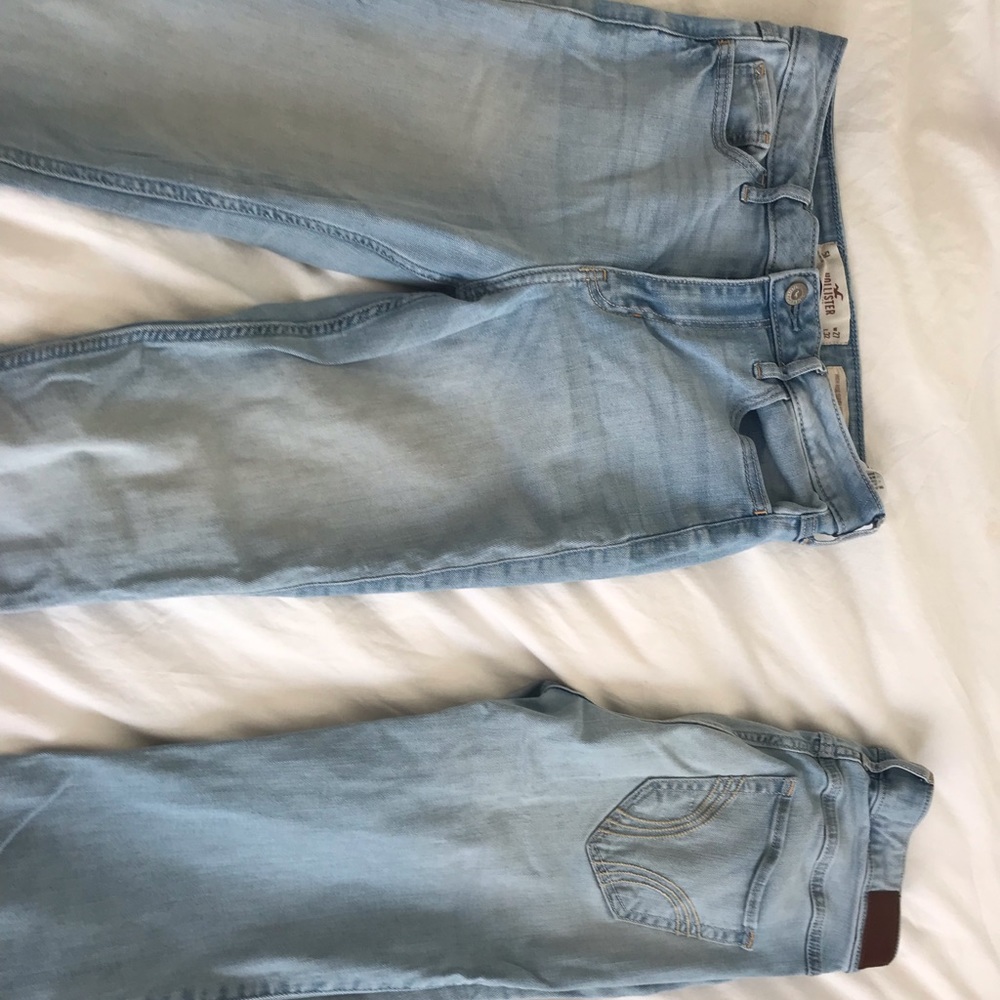 BUNDLE OF TWO hollister skinny jeans